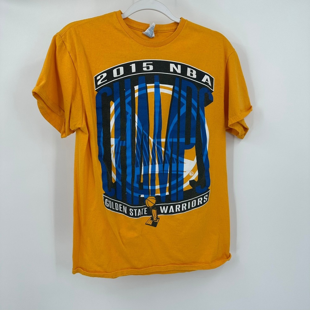 Golden State Warriors 2015 NBA Champs T-Shirt Mens Sz M Yellow Delta Pro Weight‎